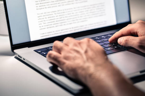 (NEW) FREE 8 Hour Copywriting Course For Beginners | $0-$10k/mo In 90 Days